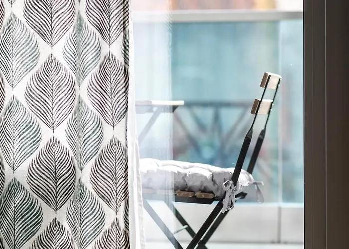 Blue Shadow - Moxa - New Building * Бухарест