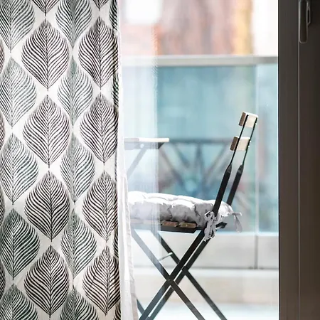 Blue Shadow - Moxa - New Building * Bukareszt