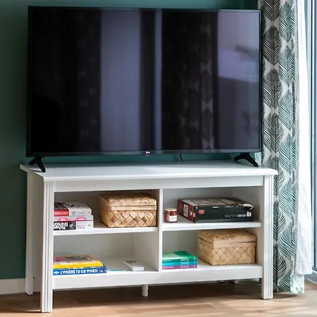 Blue Shadow - Moxa - New Building Bukareszt